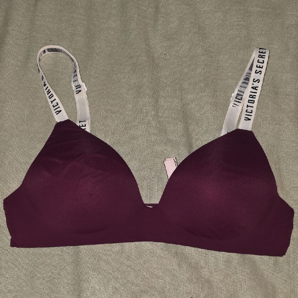 Victoria's Secret Wireless Bra with Logo Straps